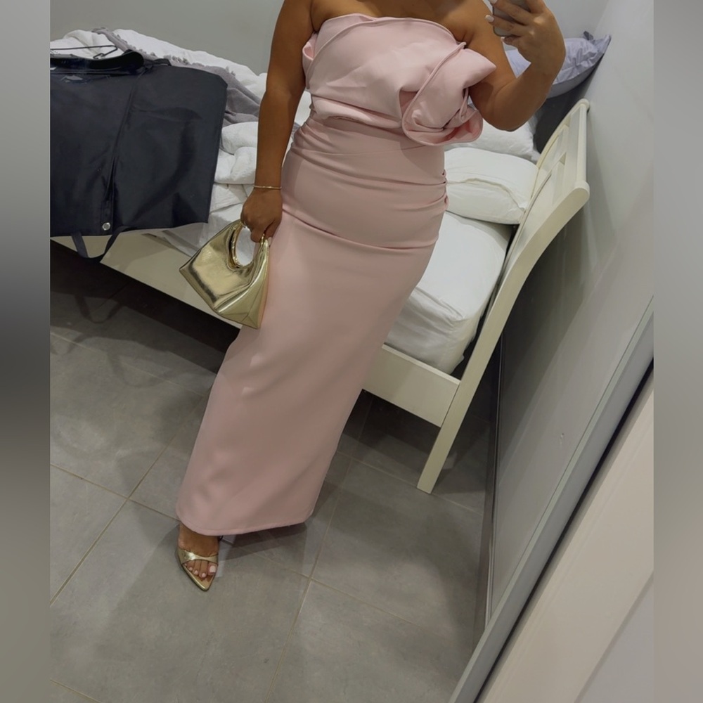 Elegant Strapless Pink Evening Dress